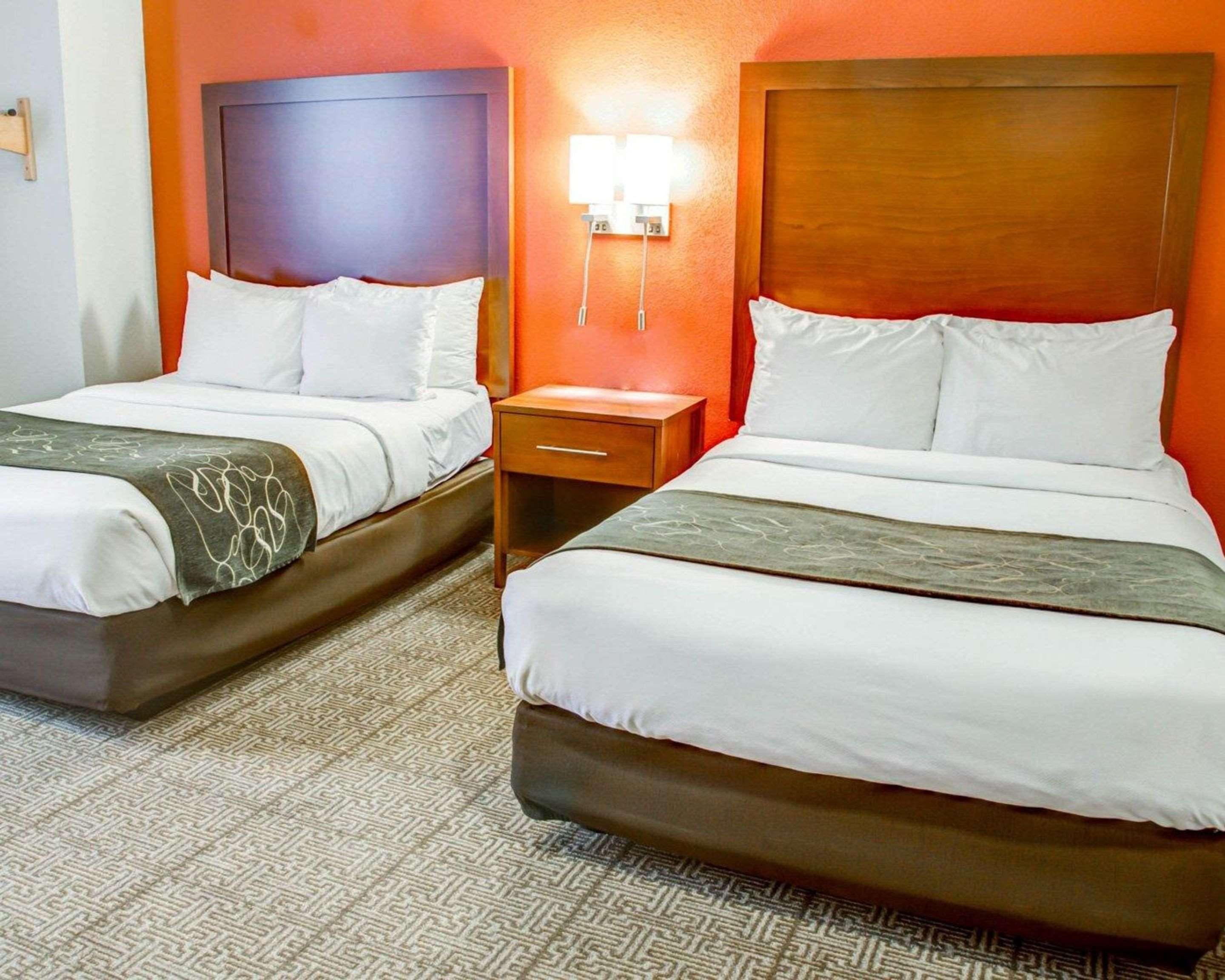 Comfort Suites Tyler South Экстерьер фото