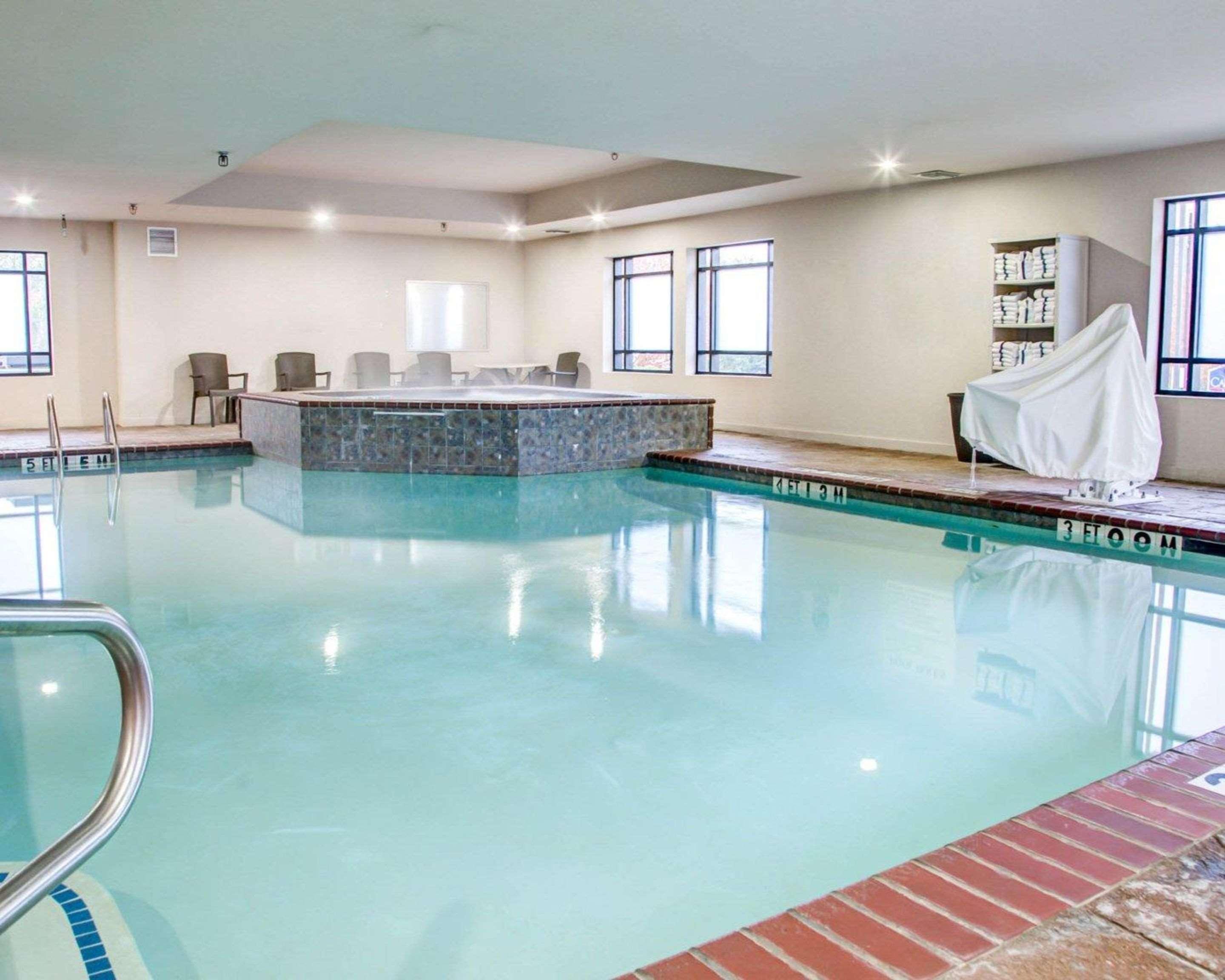 Comfort Suites Tyler South Экстерьер фото