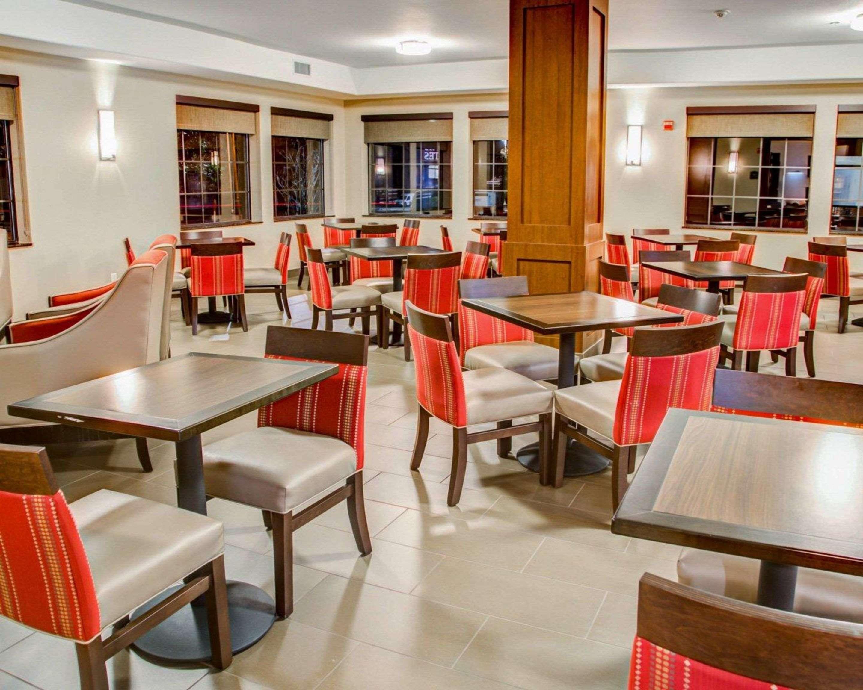 Comfort Suites Tyler South Экстерьер фото