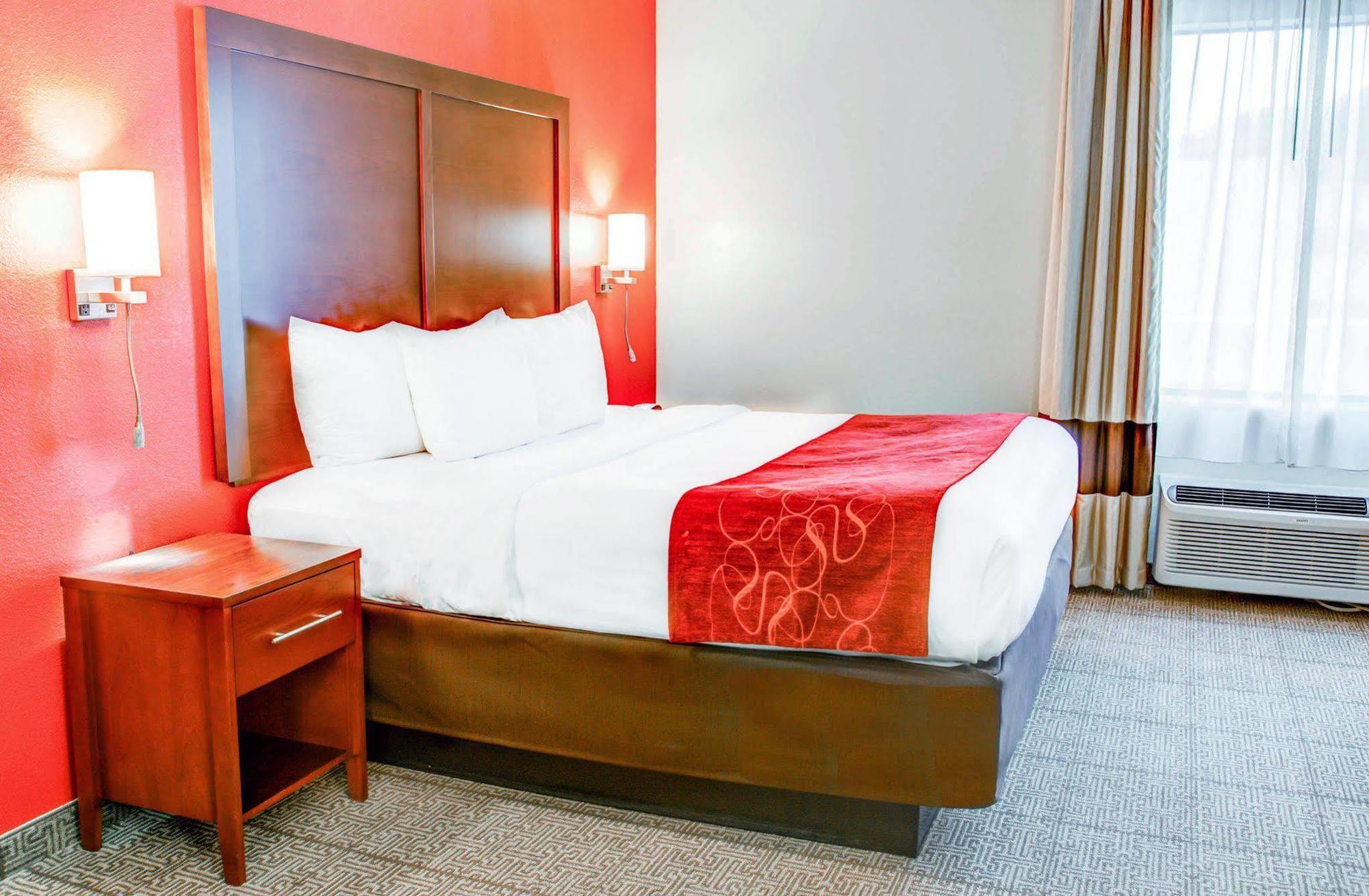 Comfort Suites Tyler South Экстерьер фото