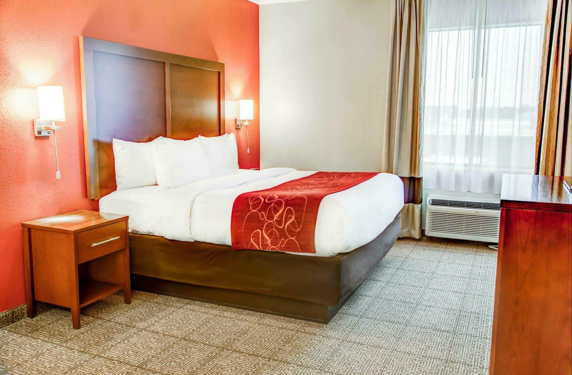 Comfort Suites Tyler South Экстерьер фото