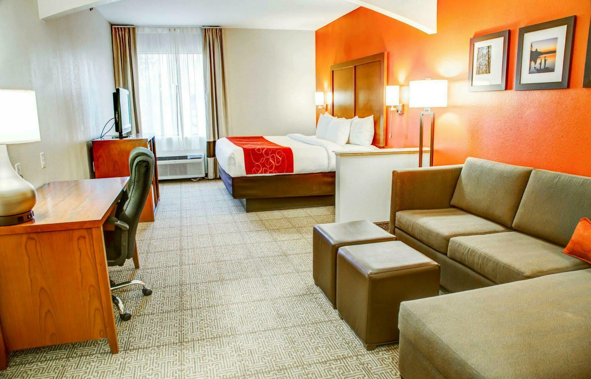 Comfort Suites Tyler South Экстерьер фото